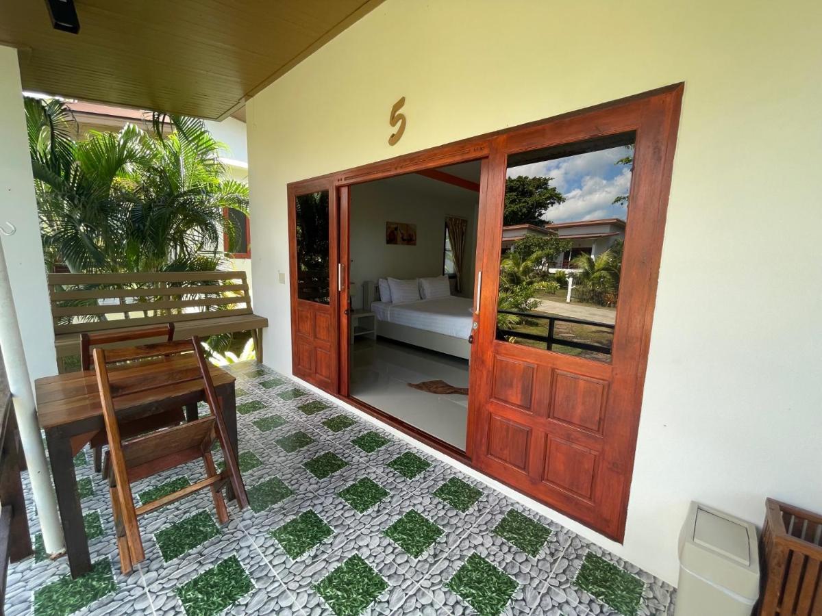 Breeze Bay Villa Wok Tum Esterno foto