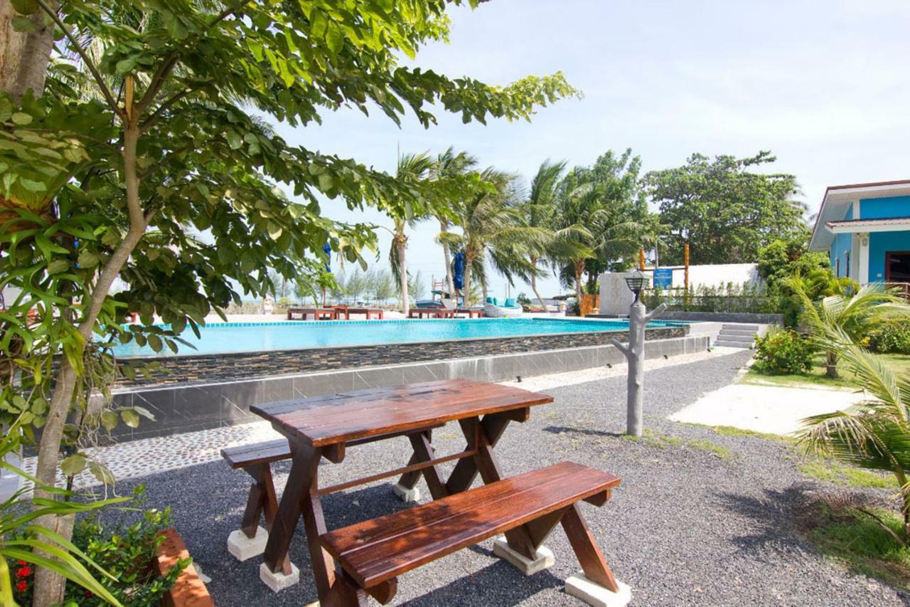Breeze Bay Villa Wok Tum Esterno foto